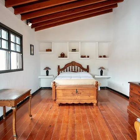 Holiday home Historic House With A View In The Old Town Vega de San Mateo